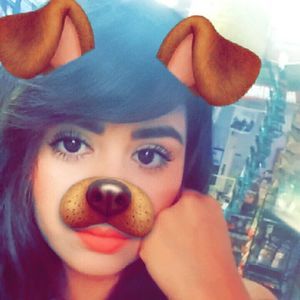 Meet your Posher, Alejandra